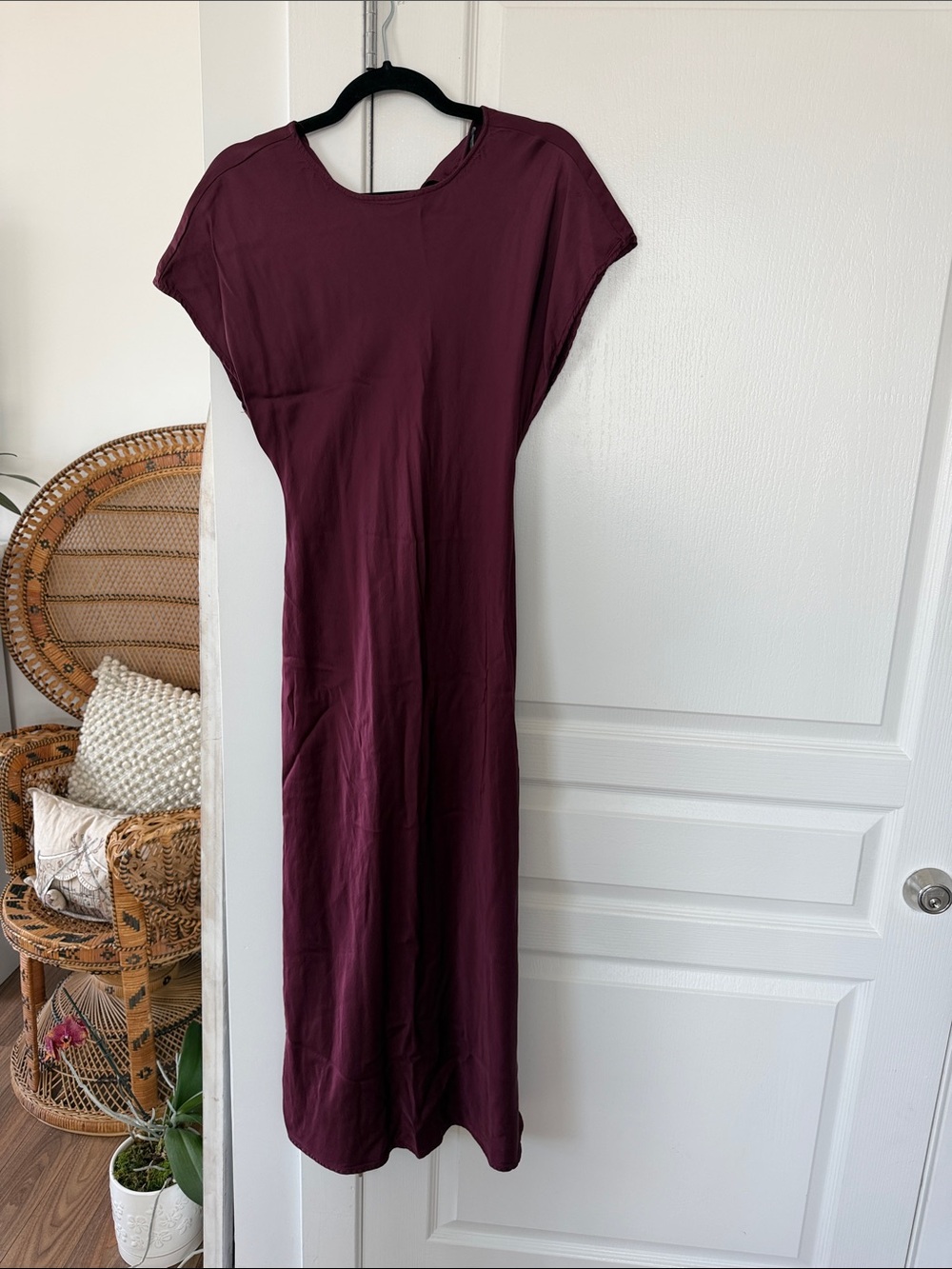 Zara Midi Dress in Deep Wine